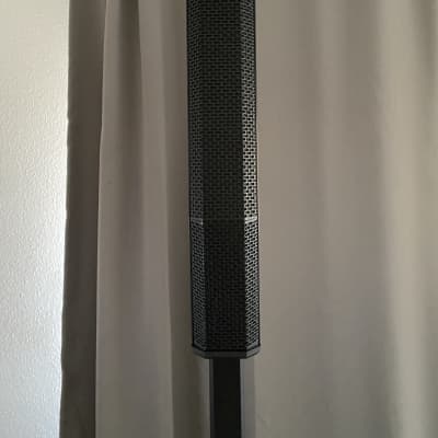 Electro-Voice Evolve 30M Portable Powered Column Loudspeaker System 2020 - Present - Black image 2