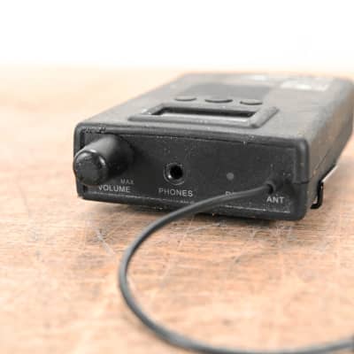 Galaxy Audio AS-1100 Wireless IEM System - 584-607 MHz (NO POWER SUPPLY) CG01DYA image 14