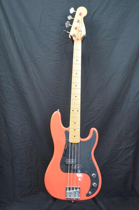 Fender Classic Series '50s Precision Bass 2005 - 2016 - Fiesta Red