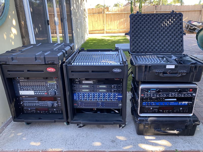 DJ AND EVENT EQUIPMENT EFFECTS, CONTROLLERS ETC. MACKIE Reverb