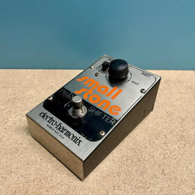 Electro-Harmonix Small Stone Phase Shifter | Reverb Deutschland