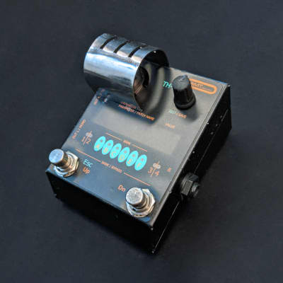 AMT Electronics TH-1 Tube Hall⚡SERVICED⚡RARE Analog-Digital DSP tube Reverb guitar pedal image 3