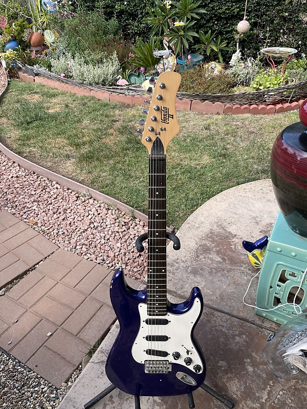 Hondo II Stratocaster 80/90's Blue image 1