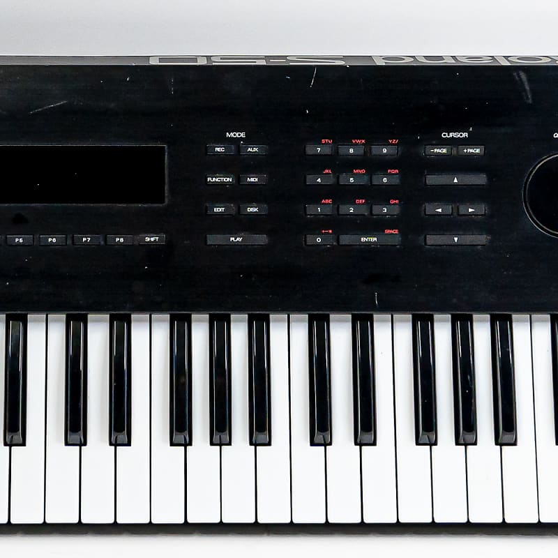 Roland S-50 Digital Sampling Keyboard w/ 7 Loaded Floppy Roland S-50 Digital Sampling Keyboard w/ 7 Loaded Floppy