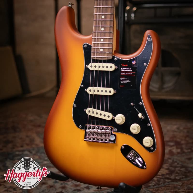 Photos - Guitar Fender   0171030742 Honey Burst  2024