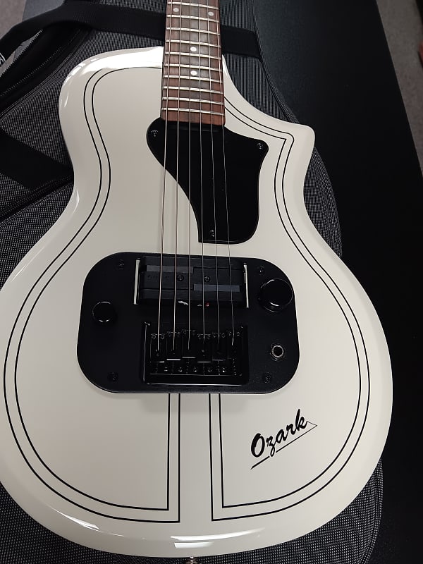 Supro 1261AW Ozark