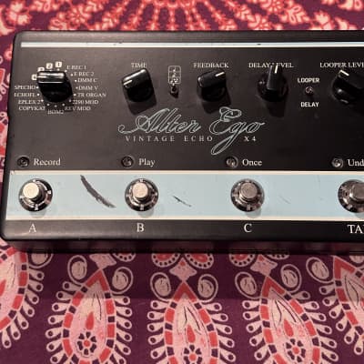 TC Electronic Alter Ego X4 Vintage Delay & Looper