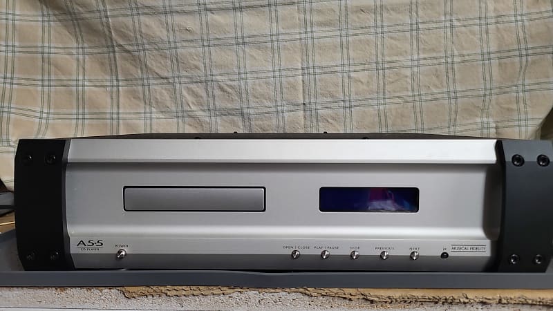 Musical Fidelity A5.5 Tube CD Player Burr-Brown DSD DAC  			