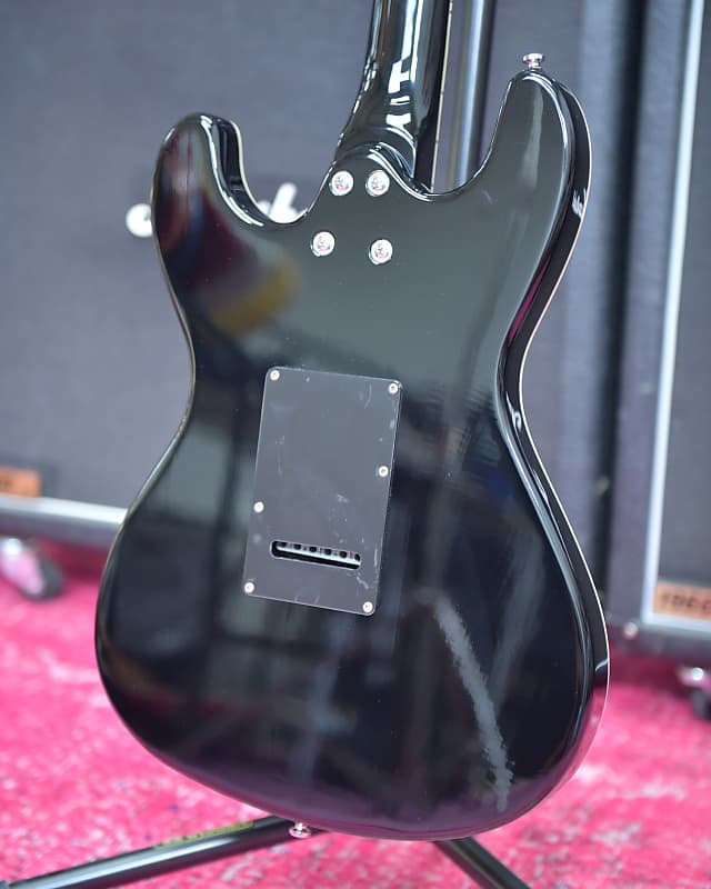 Aria VM Junior The Ventures model MIJ Black Japan