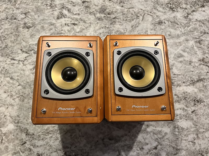 Pioneer SMT3W bookshelf speakers Reverb
