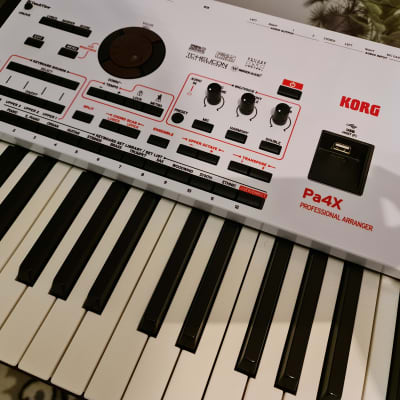 Korg Pa4X 76-Key Professional Arranger 2010s - Black image 8