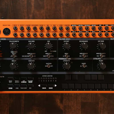 Behringer Crave Analog Semi-Modular Synthesizer Orange