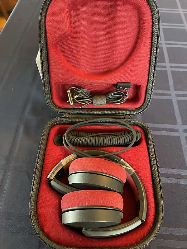 Focal Listen Professional Headphones Reverb