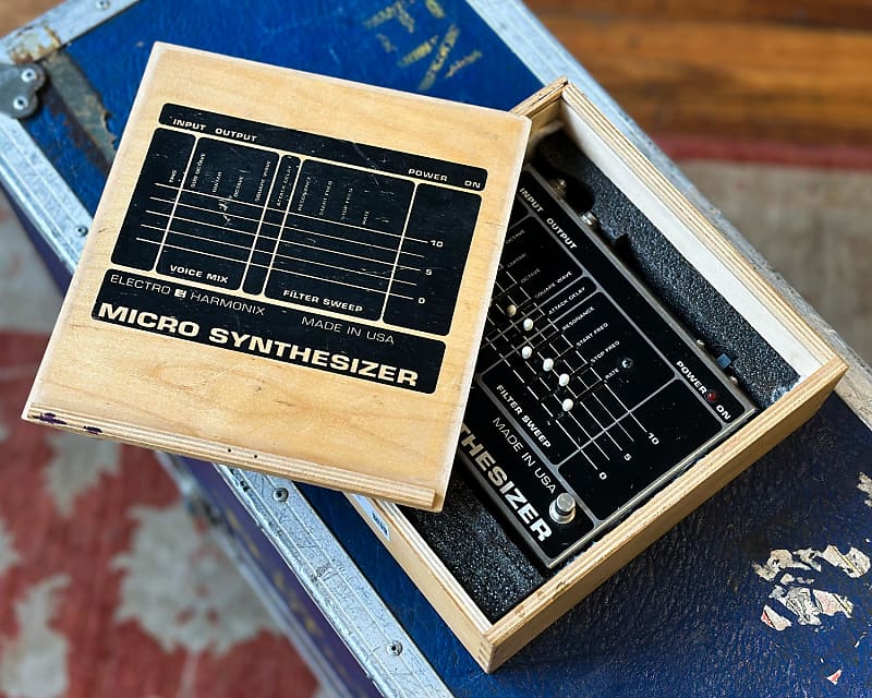 Electro-Harmonix Micro Synthesizer