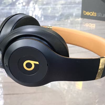 Beats By Dre Beats Studio 3 Wireless Bluetooth Headphones image 5