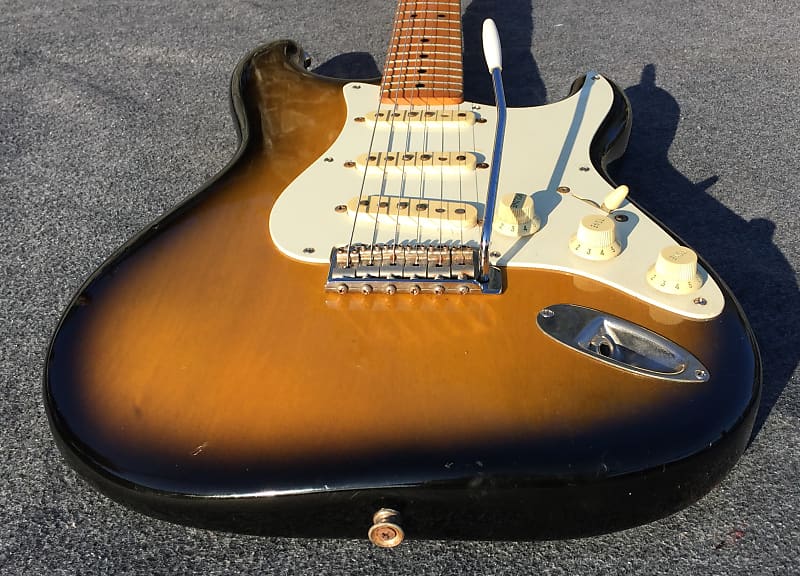 Fernandes RST 50 Stratocaster 50's copy Made in Japan 1981 Sunburst