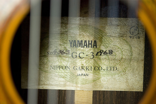 YAMAHA GC3 1968 – Vintage Handmade Japanese Classical Guitar
