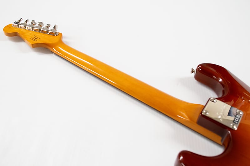 Squier Limited-edition Classic Vibe '60s Stratocaster HSS