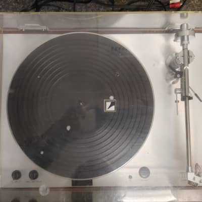 Luxman PD277 Turntable image 4