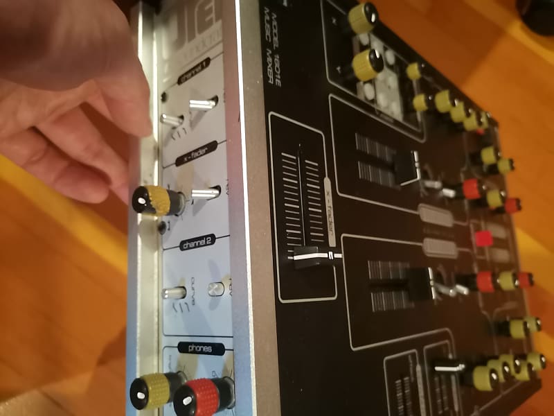 UREI 1601E Mixer | Reverb