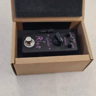 Reverb.com listing, price, conditions, and images for suhr-riot-mini