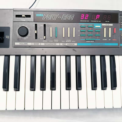 KORG POLY-800 Vintage Analog Synthesizer Made in JAPAN - 1984. Sounds Perfect ! image 2