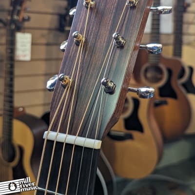 Martin D-18 - Acoustic Guitar - Natural w/Hardshell Case image 3