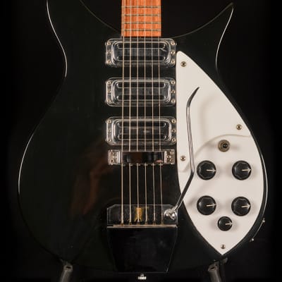 Rickenbacker 325 V63 1996 - Jet Glo for sale