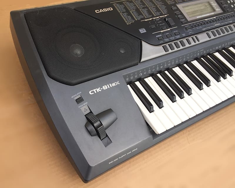 Casio CTK-811 EX Synthesizer Arranger Piano Keyboard