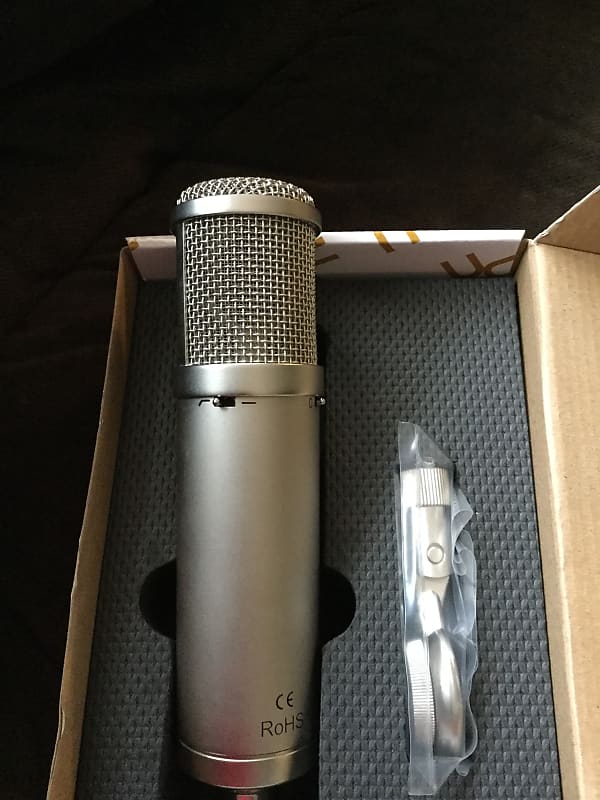 美品 コンデンサーマイク 3U Audio Warbler MKIV C414風 美品 コンデンサーマイク 3U Audio Warbler MKIV C414風