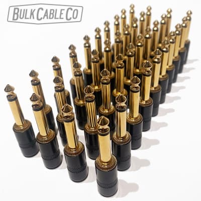 40 Pack - BulkCableCo 1/4" Straight Short Body Connector - DIY Patch Cables - For Guitar Pedal Boards & Effect Switchers - Short Straight 1/4" Connector - Black/Gold - MALE TS MONO - Stubby End