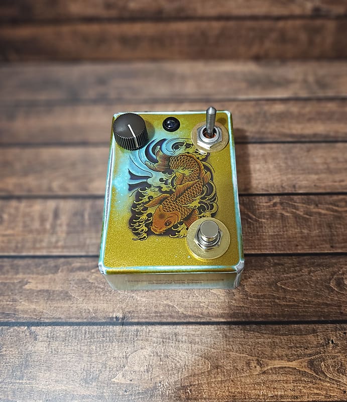 Hello Sailor Effects Rangemaster Goldtop Over Surf Green Reverb 8384