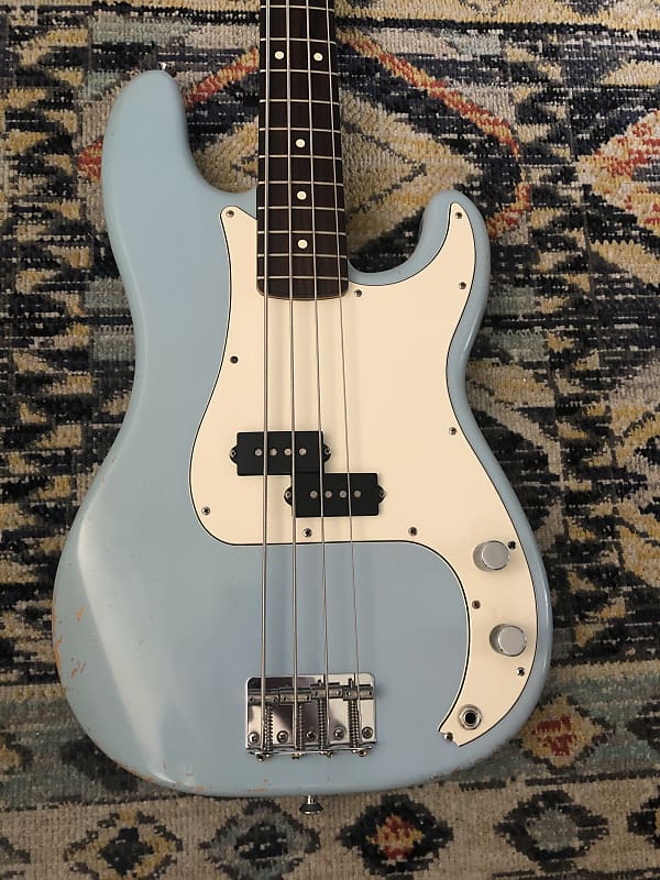 Fender USA Highway One Precision Bass-