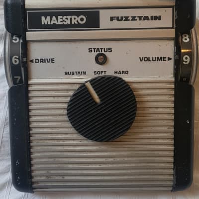 Maestro Fuzztain 70s Vintage Fuzz / Sustainer for sale