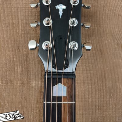 Taylor GT 611e LTD Sitka Spruce/Big Leaf Maple Acoustic Electric Guitar w/gigbag image 2