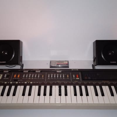 Casio MT-800 Casiotone 49-Key Synthesizer 1983