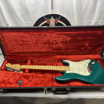 Fender American Deluxe Stratocaster Guitar with Case 1998 - Transparent Teal