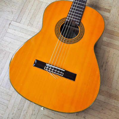 AMT Classical guitar (nylon) made in Korea - great player image 3