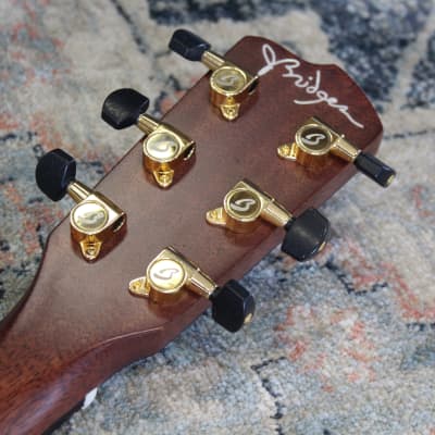 Breedlove Jeff Bridges Amazon Concert CE Sunburst W/ Case image 8