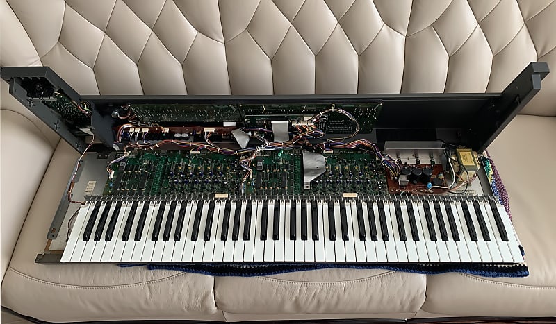 Roland Super JX-10 76-Key Polyphonic Synthesizer | Reverb Canada
