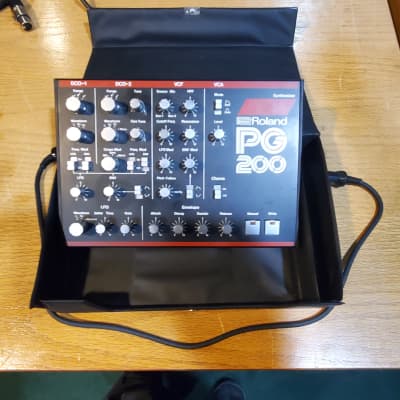 Roland PG 200 Synthesizer Programer for MKS-30 and JX-3P