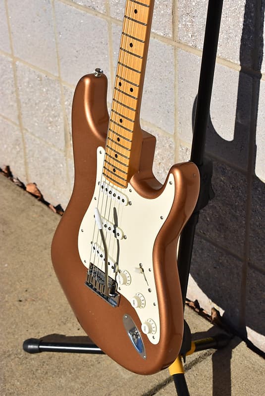 2011 Fender Custom Shop Pine Stratocaster Pro Closet Classic 2011 Fender Custom Shop Pine Stratocaster Pro Closet Classic