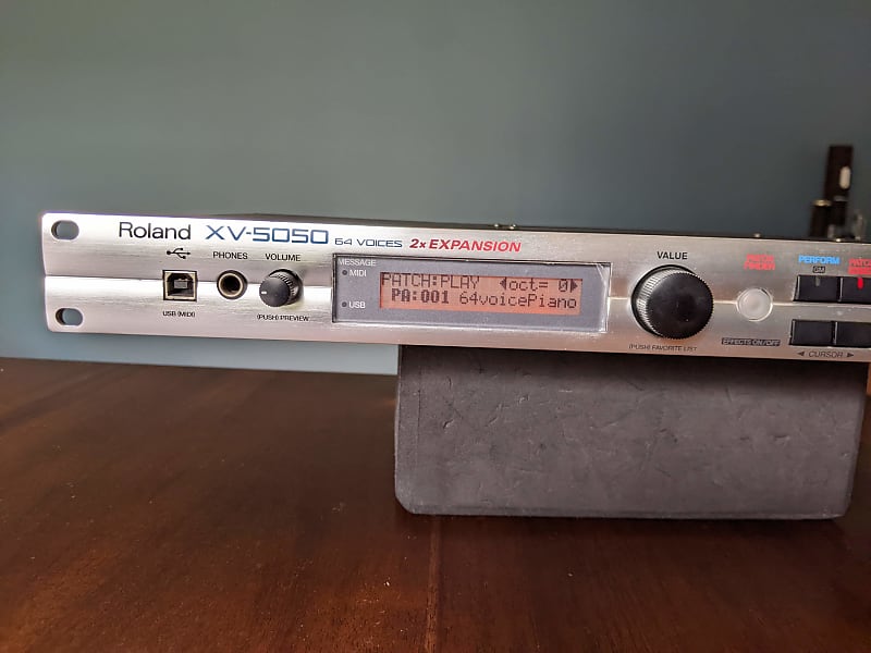 Roland XV-5050 64-Voice Digital Synthesizer Module | Reverb