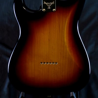 Fender Custom Shop Robert Cray Signature Stratocaster Sunburst image 10