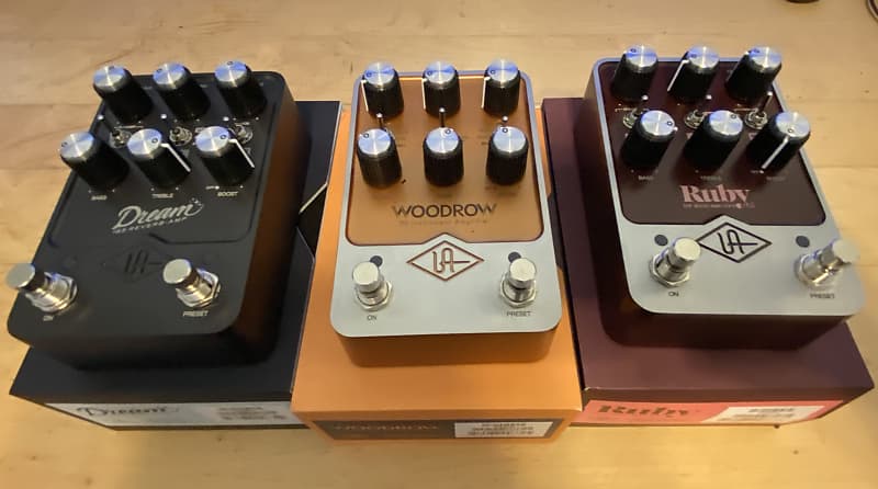 Universal Audio UAFX Dream '65 Reverb Amplifier | Ruby Top Universal Audio UAFX Dream '65 Reverb Amplifier | Ruby Top