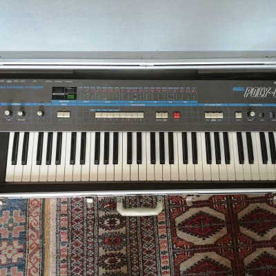 Korg Poly-61  Polyphonic Synthesizer with original flightcase - fully restored image 5