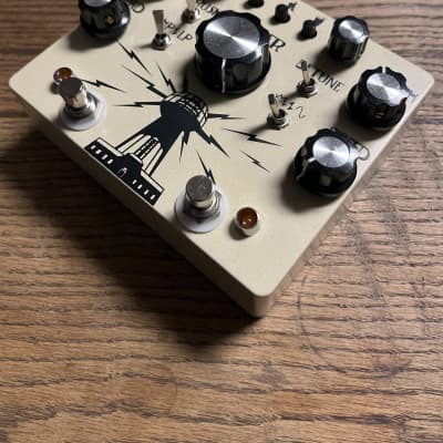 Reverb.com listing, price, conditions, and images for hungry-robot-the-wardenclyffe