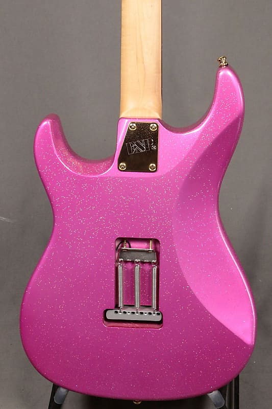 Edwards E SN 185TO Produced by Takayoshi Ohmura Twinkle Pink Edwards E SN 185TO Produced by Takayoshi Ohmura Twinkle Pink