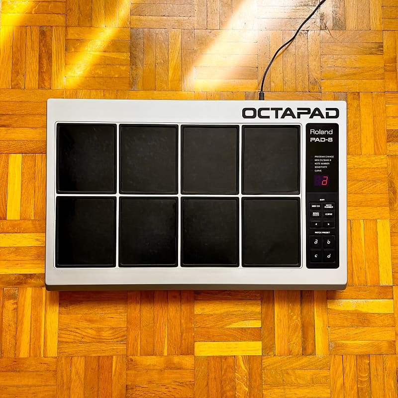 Roland Octapad PAD-8 (Japan, 1986) – Vintage MIDI Drum Pad