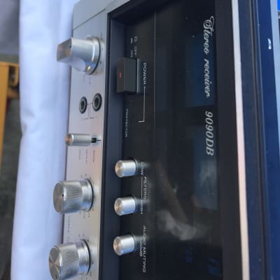 Sansui Vintage Stereo Receiver Model 9090DB image 8